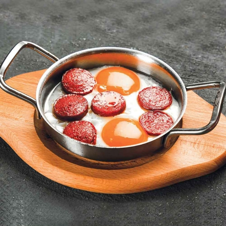 Egg with Sujuk